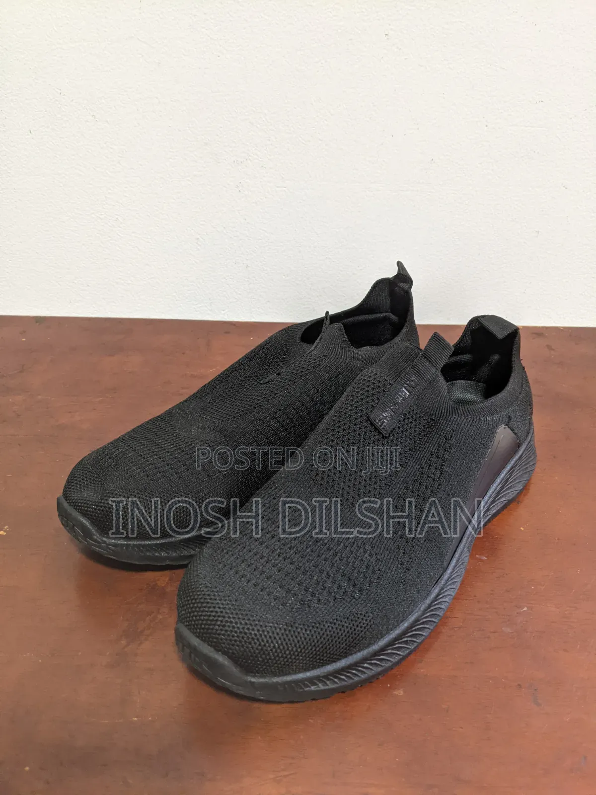 Airkiks Black Shoes