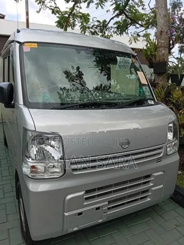 Nissan Clipper 2024