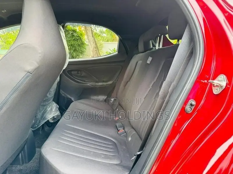 Toyota Yaris X 2024