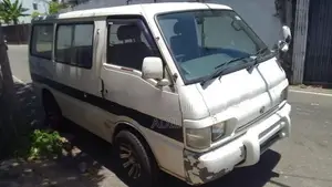 Nissan Vanette 1999