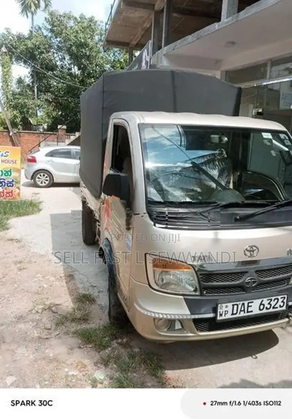 Tata Dimo Batta Lorry 2016