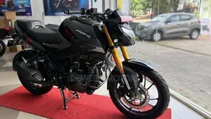 Hero Hunk 160R EFI I3s Brand New 2026