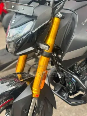 Hero Hunk 160R EFI I3s Brand New 2026