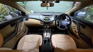 Hyundai Elantra 2013