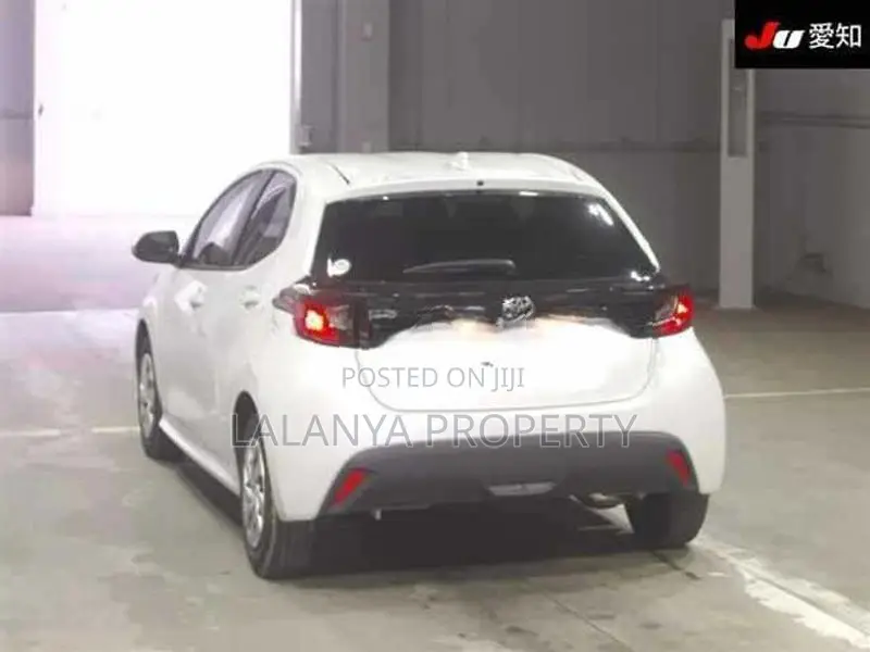 Toyota Yaris - X AAAA -A1 2024