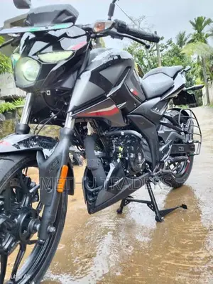 Bajaj Pulsar N160 Normal 2026
