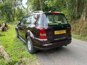 Micro Rexton 4*4 2012