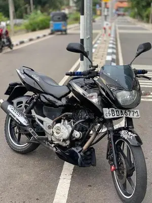 Bajaj Pulsar 150 2015