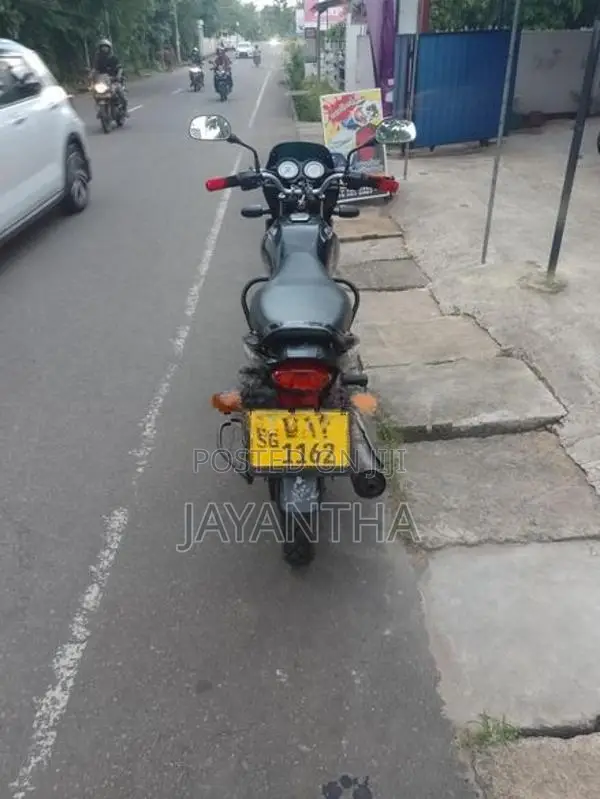 Bajaj Platina 100 2014