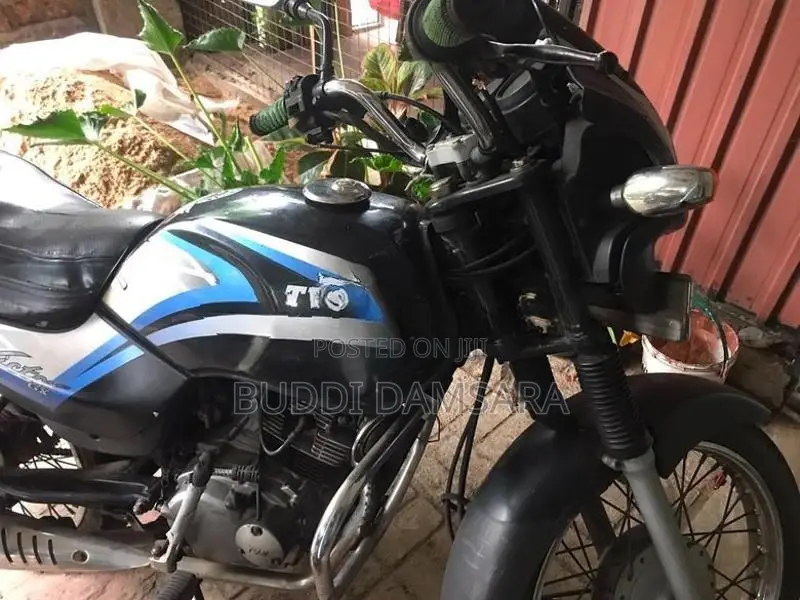 TVS Victor 2006