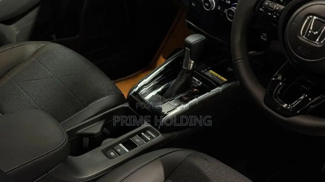 Honda Vezel Z Premium 10 Speaker 2026