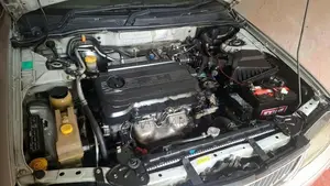 Nissan Sunny 2000