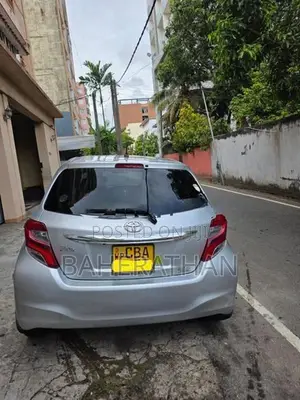 Toyota Vitz 2015