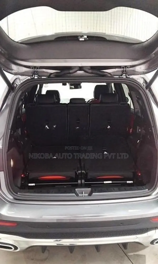 Mercedes Benz GLB 180 AMG Line Plus 2025