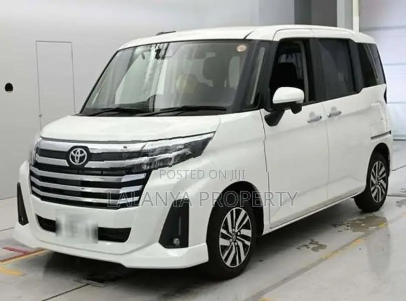 Toyota Roomy Custom G - DRRR-A1 2024