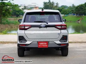 Toyota Raize BLACK TOP BSM 2026