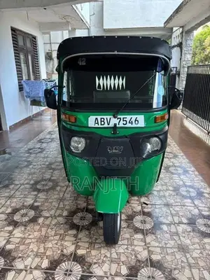 Bajaj RE 2025