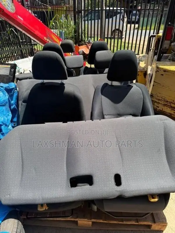 Toyota Aqua NHP10 Seat Sets