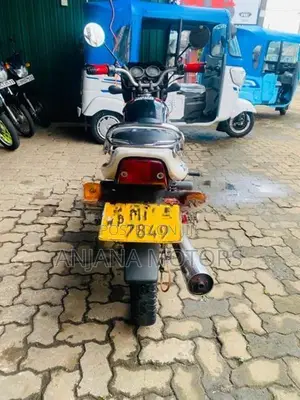 Bajaj CT100 2005