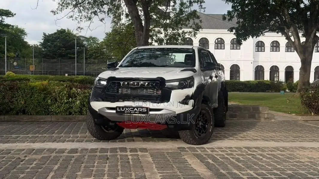 Toyota Hilux Revo Rocco Gr Sport 2025
