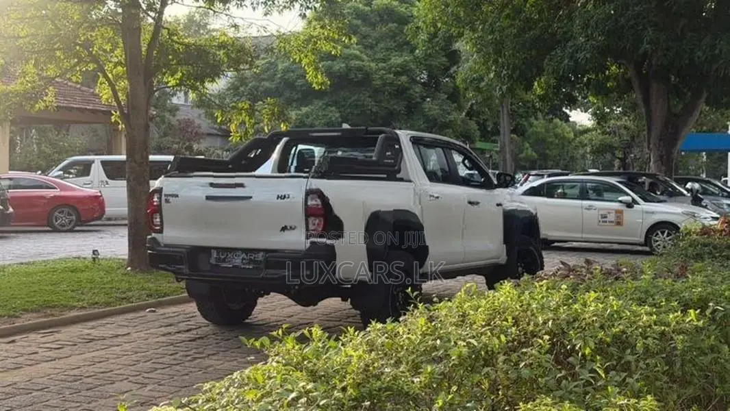 Toyota Hilux Revo Rocco Gr Sport 2025
