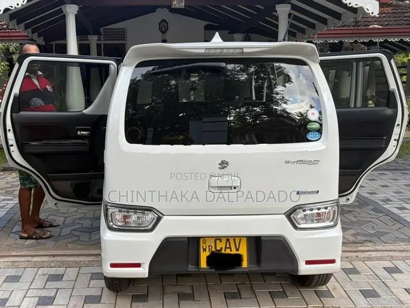Suzuki Wagon R Stingray 2017