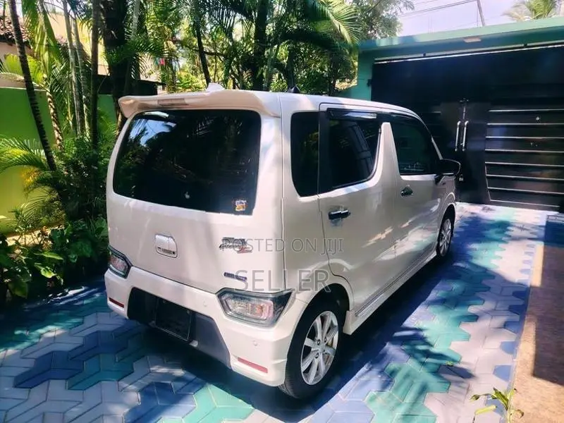 Suzuki Wagon R 2024