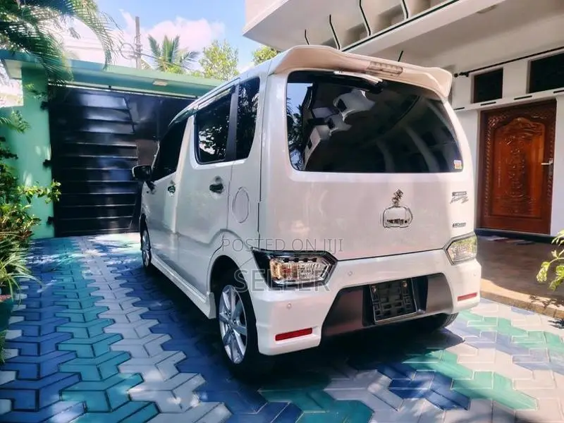 Suzuki Wagon R 2024