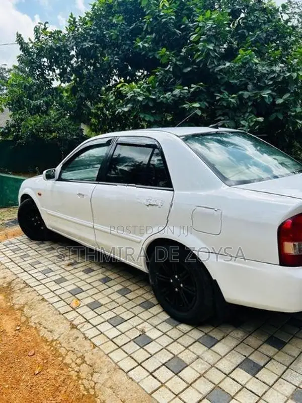 Mazda Familia 2007