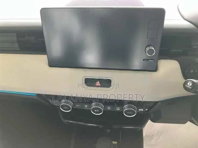Honda Vezel Z Play - SLLL- A1 2026