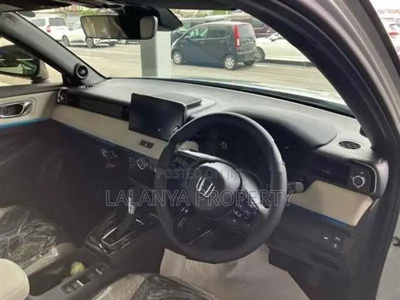 Honda Vezel Z Play - SLLL- A1 2026
