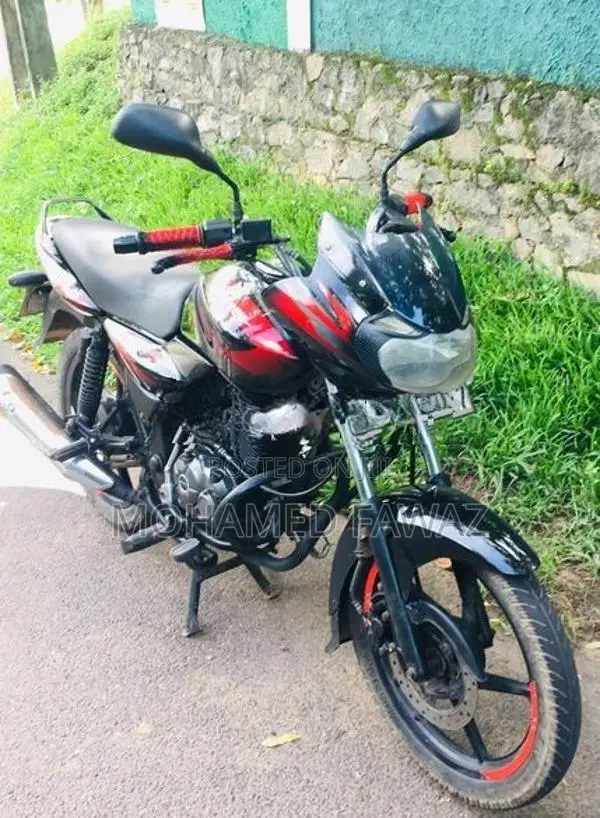 Bajaj Discover 2011