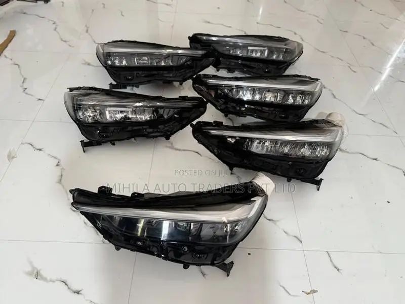 Honda Vezel Headlight