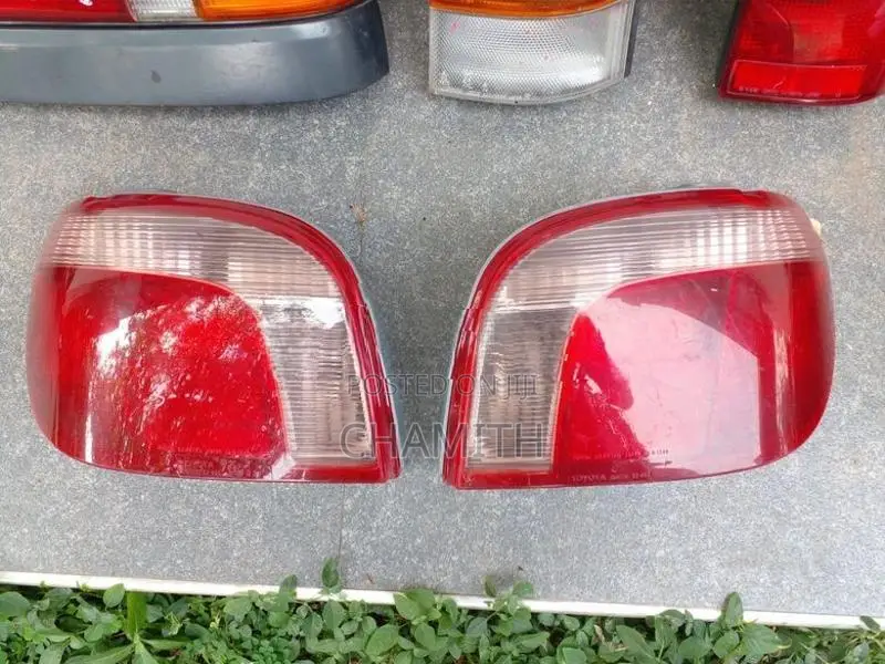 vitz SCP10 Tail lights