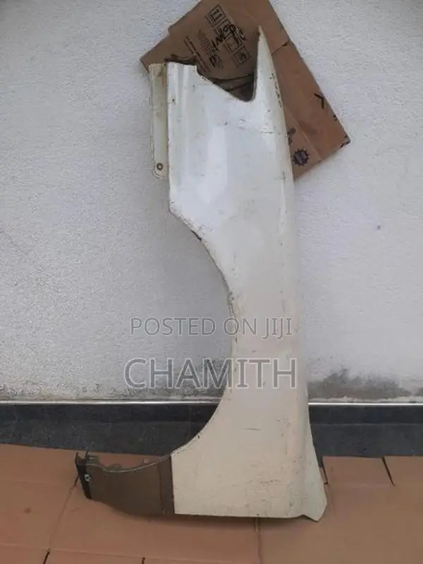 camry CV30 Bonnet