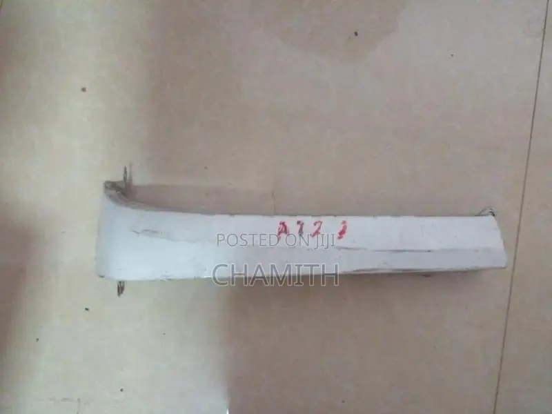 Carina 211 Rear Buffer
