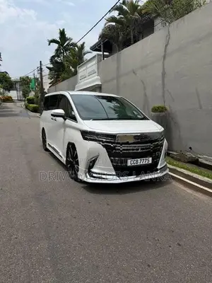Toyota Alphard Executive Lounge 2025