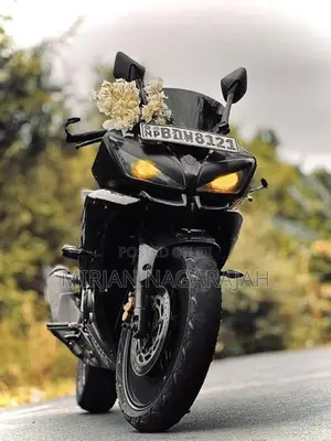 Yamaha R15 Version 2 2015