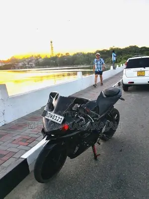Yamaha R15 Version 2 2015