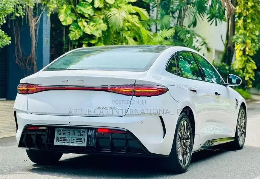BYD Seal Premium Plus 150KW 2024