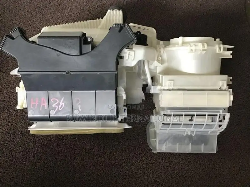 Suzuki Alto HA36S Cooler Box