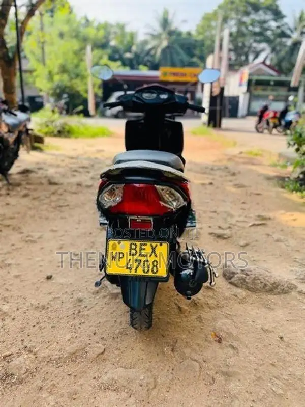 Honda Dio 2018