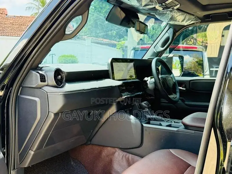 Toyota Land Cruiser Prado 2026 Modelista JBL