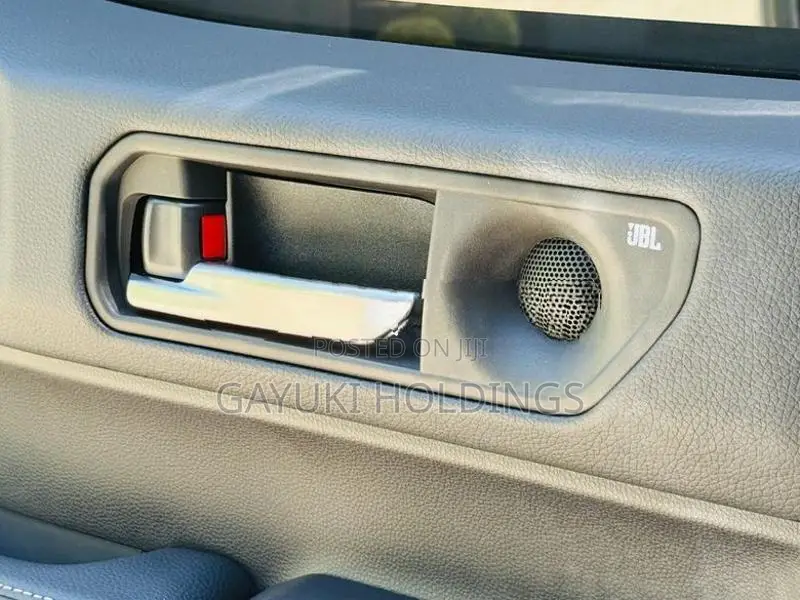 Toyota Land Cruiser Prado 2026 Modelista JBL