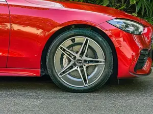Mercedes Benz C200 AMG Premium Plus 2023