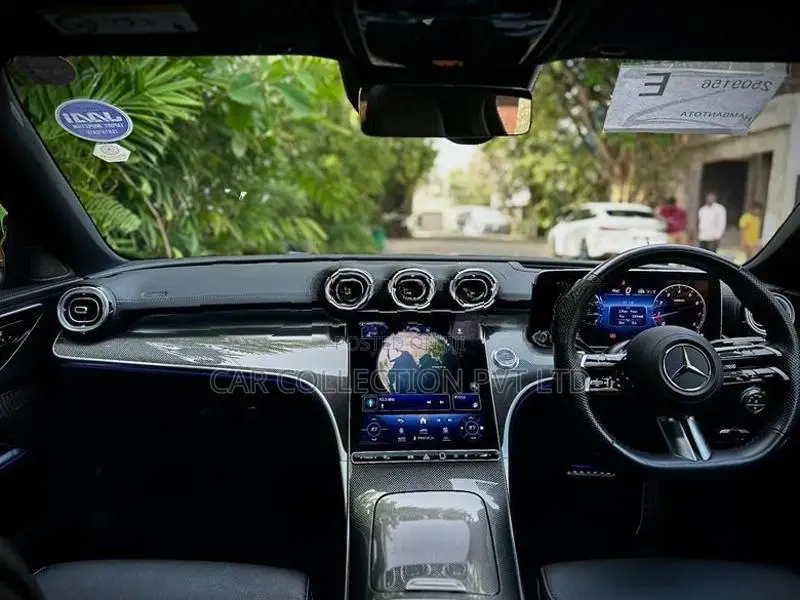 Mercedes Benz C200 AMG Premium Plus 2023