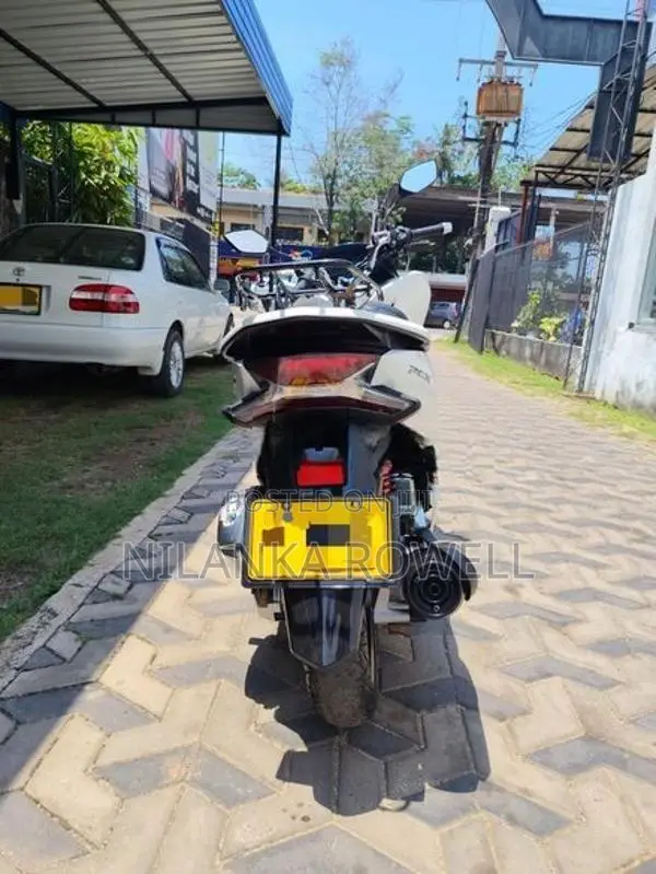 Honda PCX 125 Special Edition 2021
