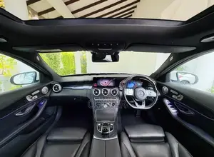 Mercedes Benz C200 AMG PREMIUM PLUS 2019