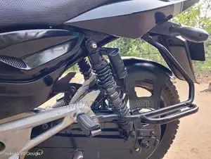 Bajaj Pulsar 150 2015