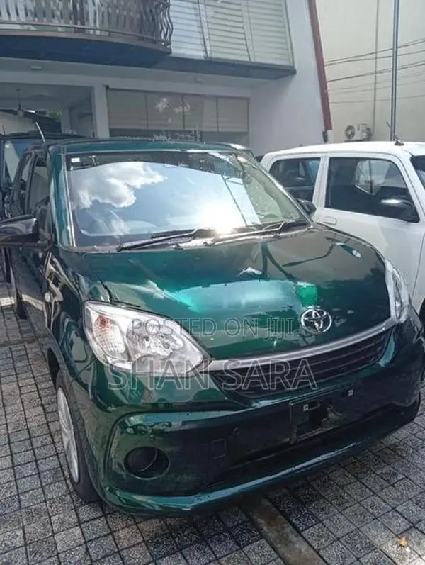 Toyota Passo X 2023